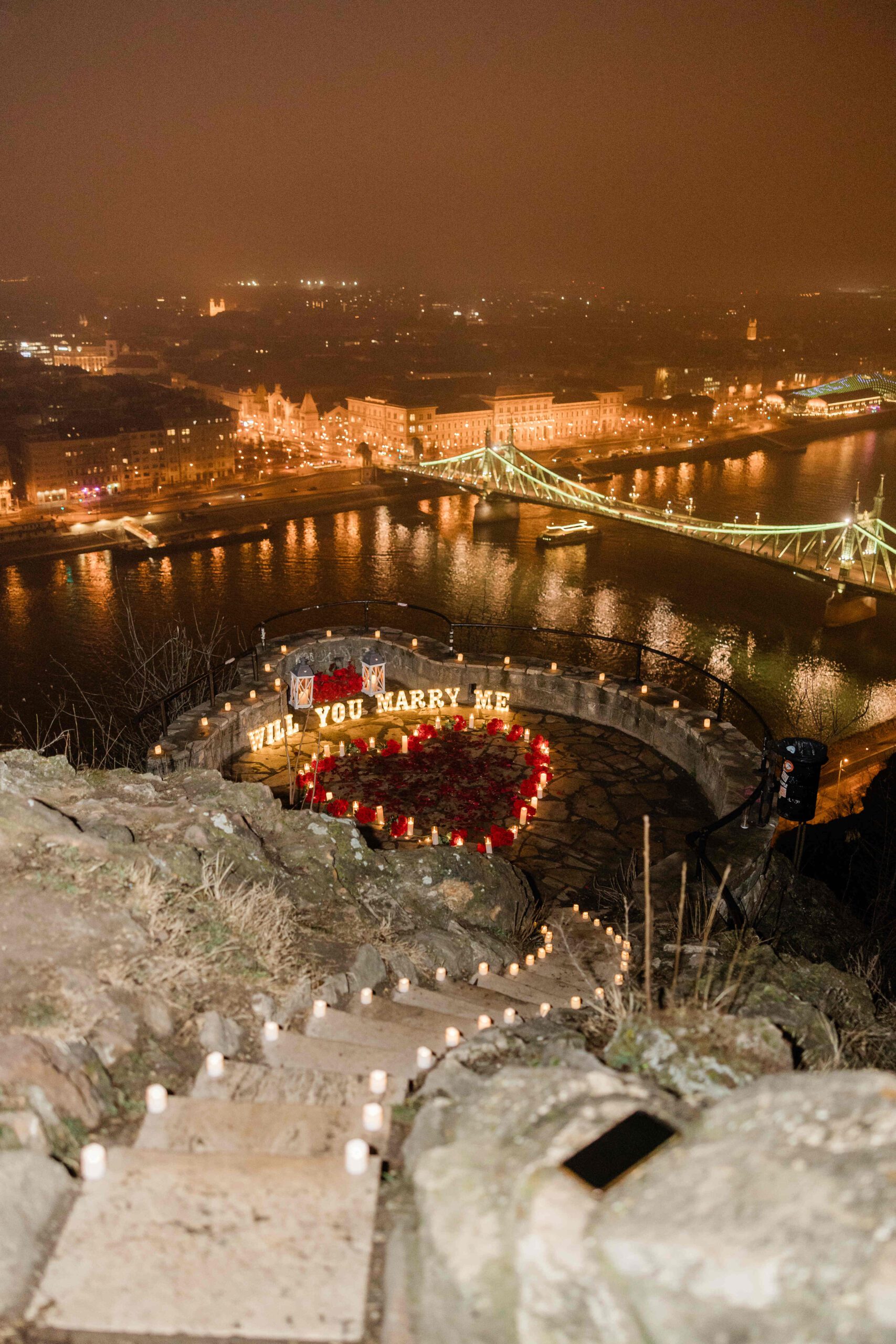 Proposal packages Budapest_heart shape {{brizy_dc_image_alt imageSrc=